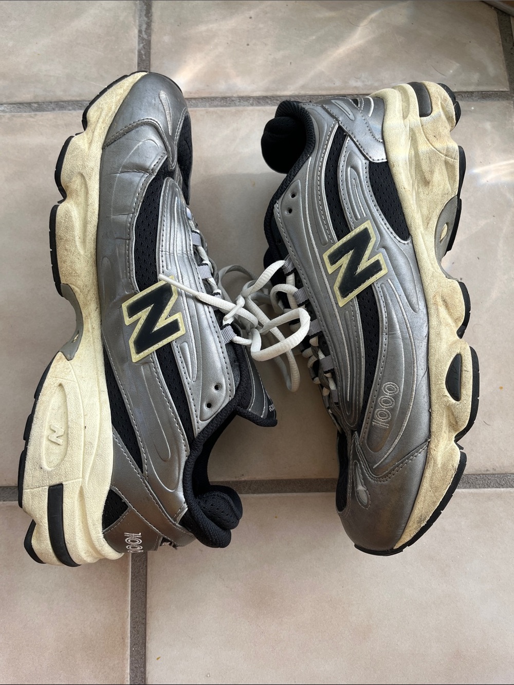 New Balance 1000 Silver Metalic